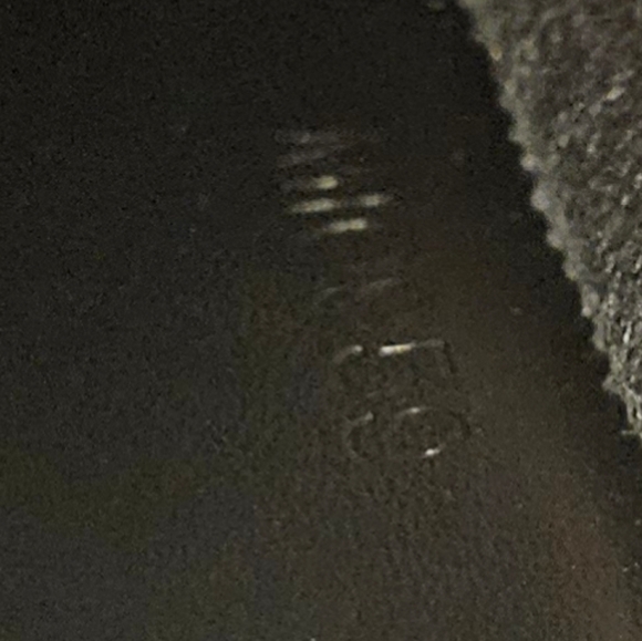 ✨ Louis Vuitton Minuit Shoulder Bag – Epi Noir Vintage ✨ - Picture 9 of 9